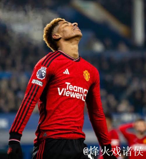 记者：曼联无意长期引进加拉格尔；谈及拉什福德